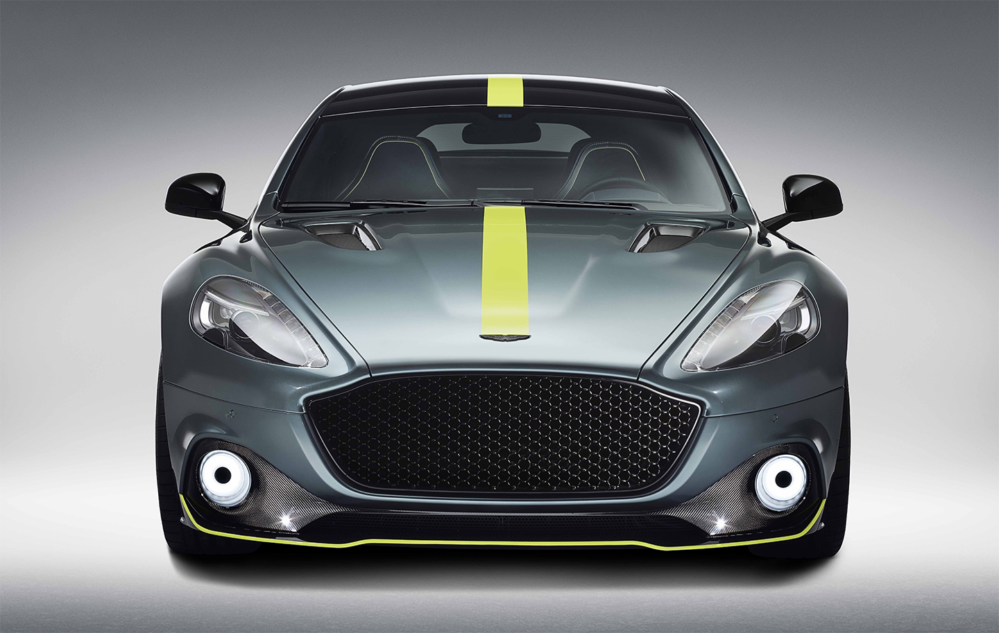 aston-martin-rapide-amr-1.jpg