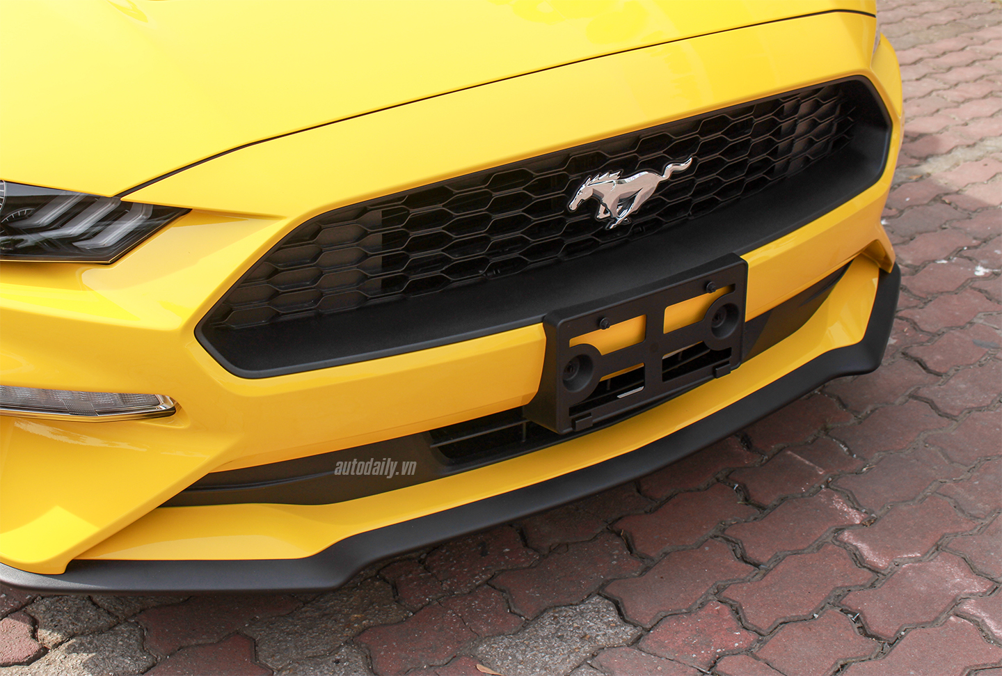 ford-mustang-2018-15.jpg