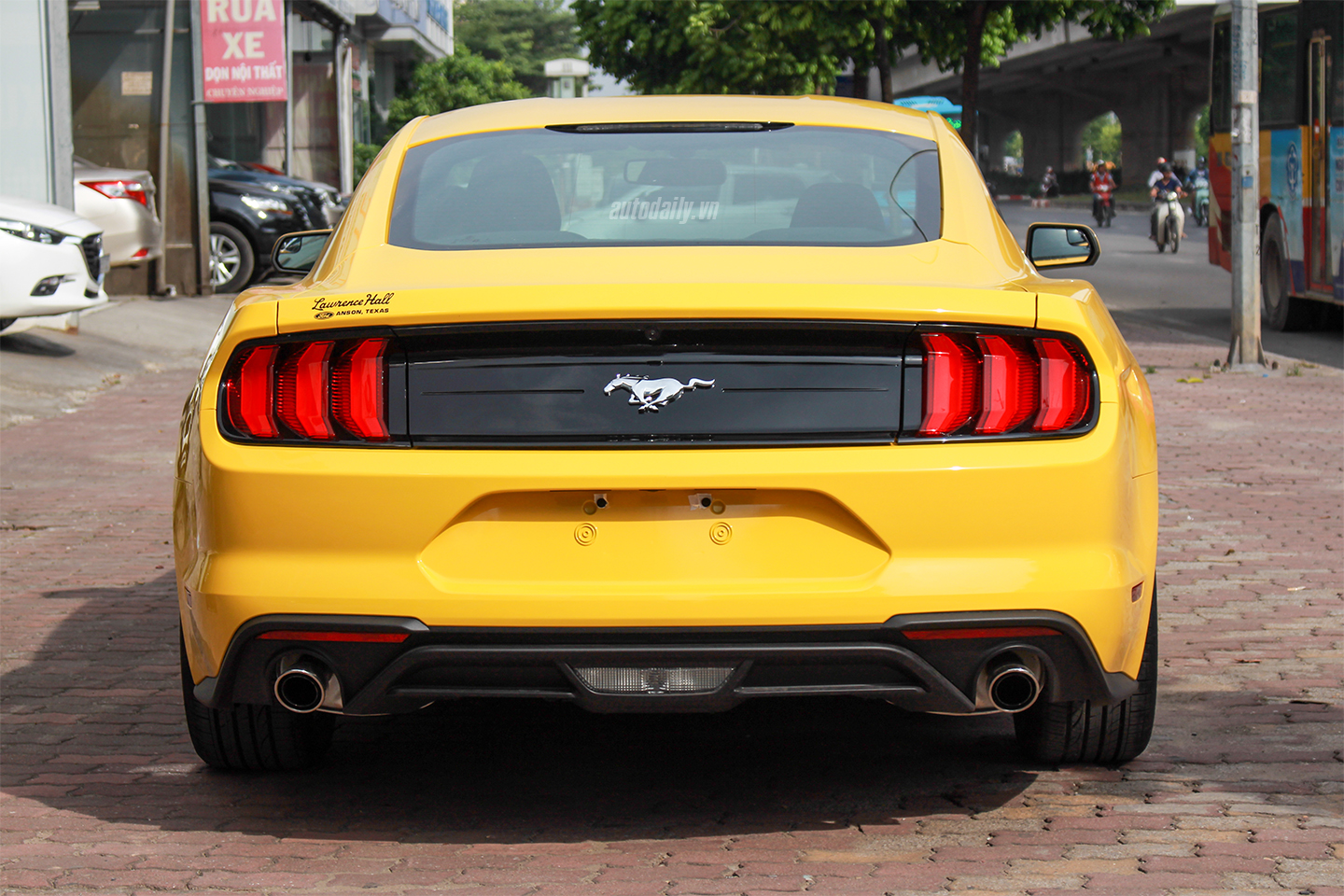 ford-mustang-2018-9.jpg