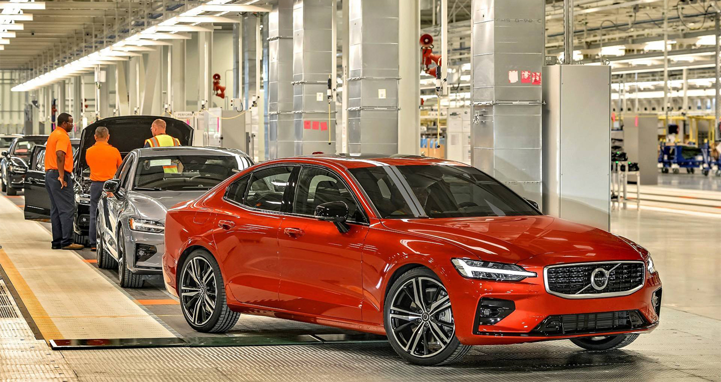 2019-volvo-s60-1.jpg