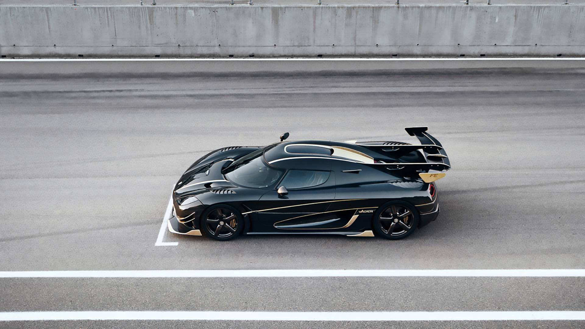 koenigsegg-agera-final-edition-7.jpg