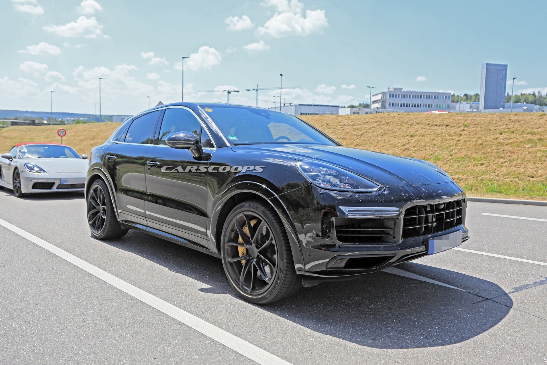 e41b5767-porsche-cayenne-coupe-first-spy-5.jpg