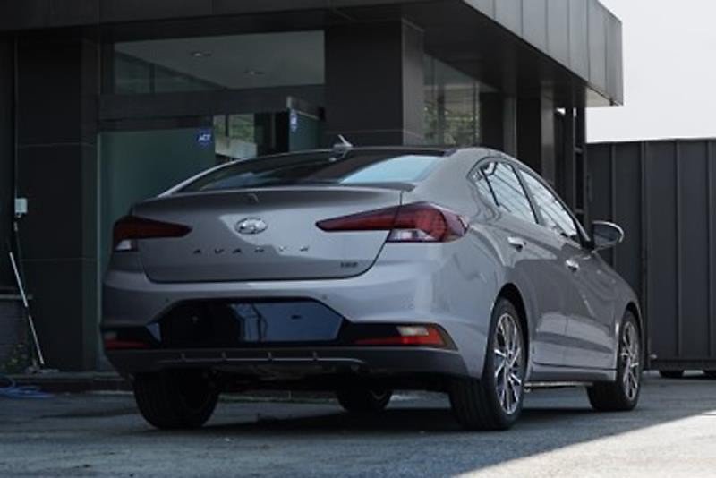 815bbd0a-2019-hyundai-elantra-2.jpg