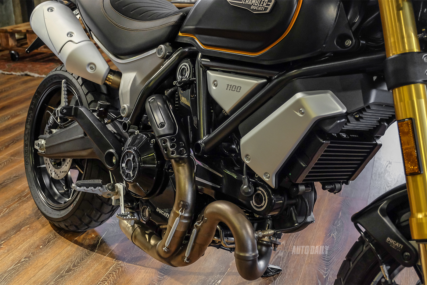 Xem thêm ảnh Ducati Scrambler 1100 Sport hoàn toàn mới ducati-scrambler-1100-sport-17.jpg