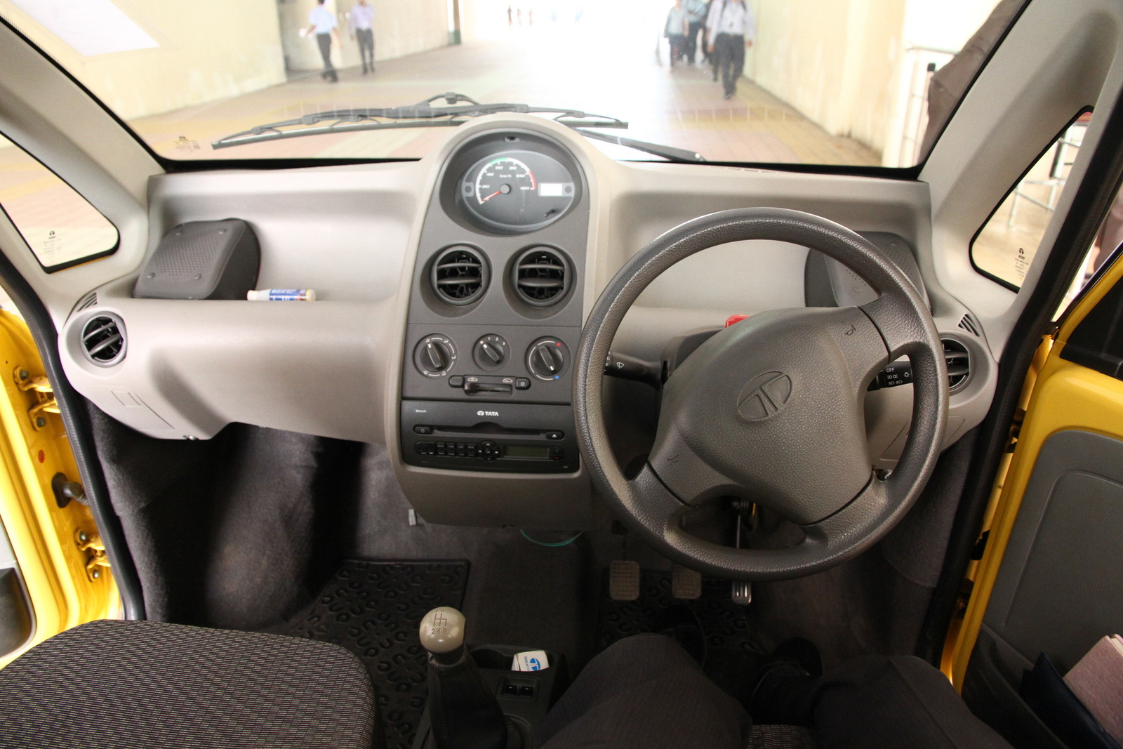 tata-nano-dashboard.jpg