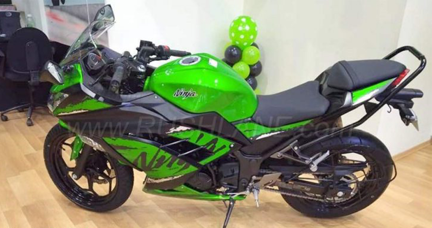 2018-kawasaki-ninja-300-1.jpg