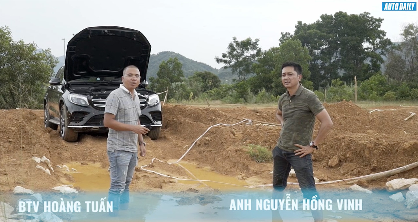 Thử thực tế khả năng nước lọt vào cầu trước trên Mercedes GLC tại Việt Nam