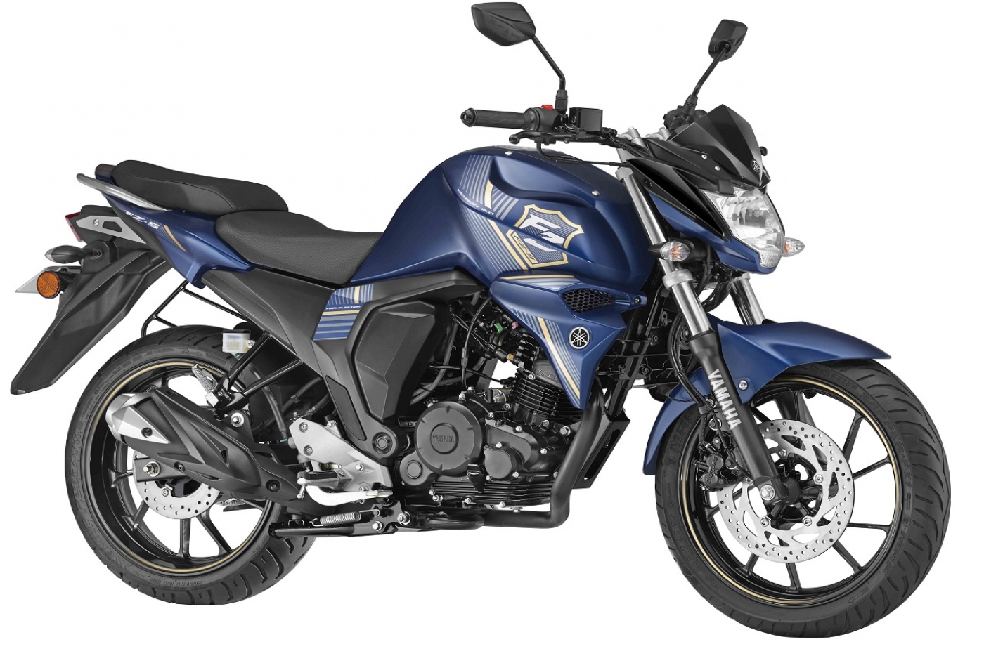 2018-yamaha-fzs-fi-press-front-right-quarter.jpg