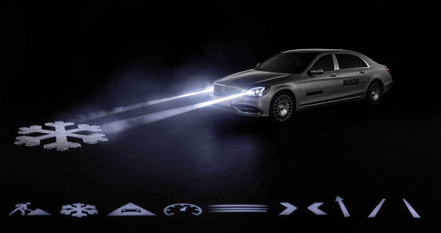 Mercedes S-Class có thể giao tiếp với con người qua đèn pha
