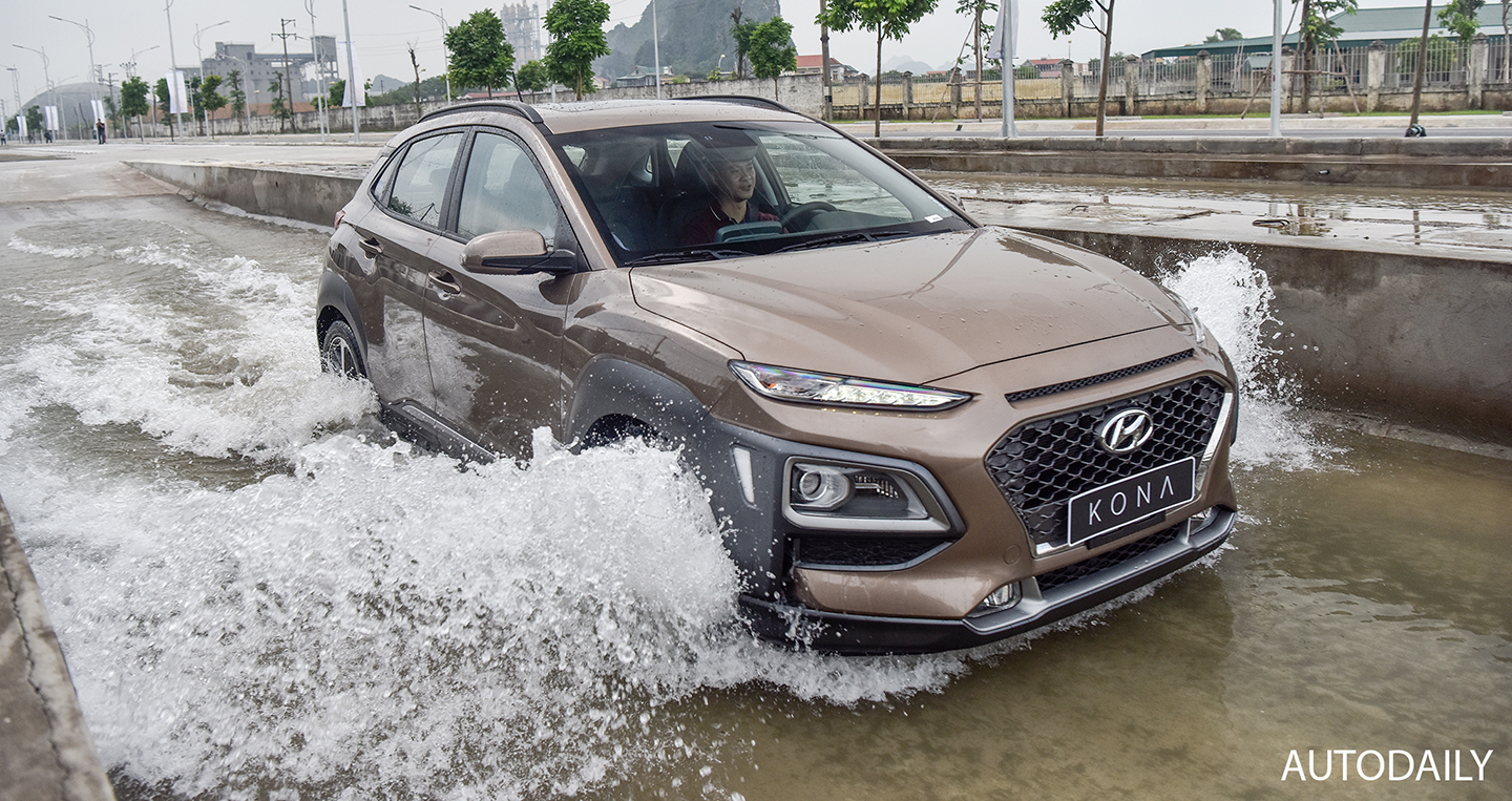Chi tiết Hyundai KONA giá từ 615 triệu đấu Ford EcoSport