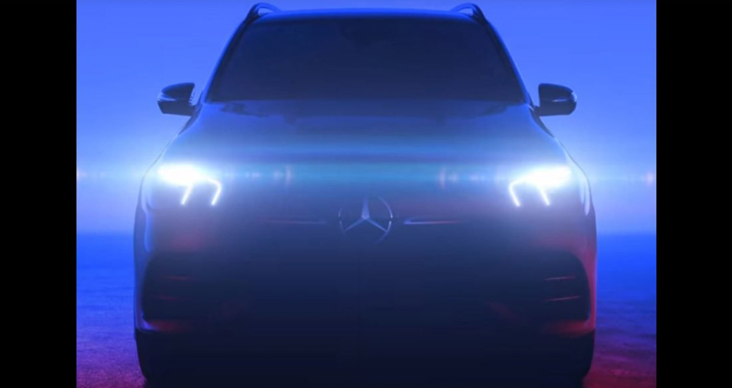 Mercedes-Benz tung teaser nhá hàng GLE 2019