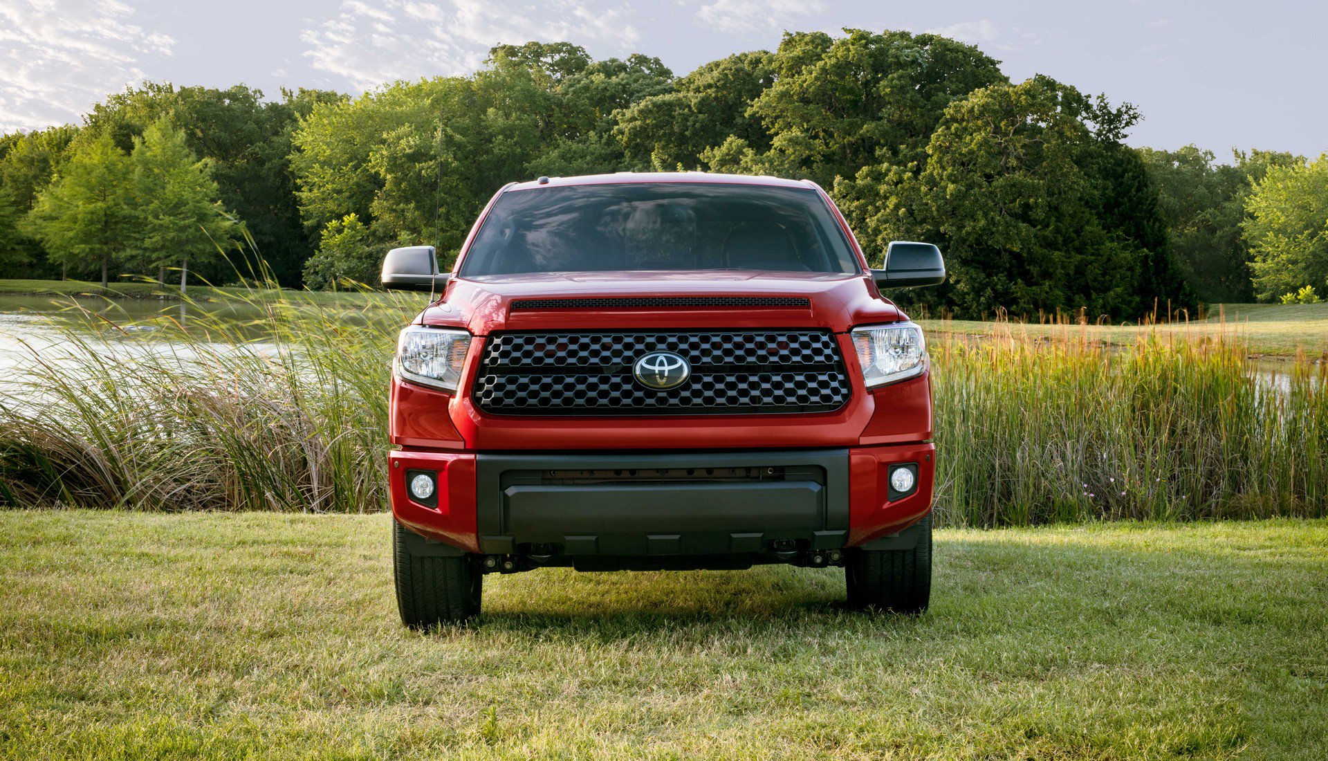 2019-tundra-sx-package-2.jpg