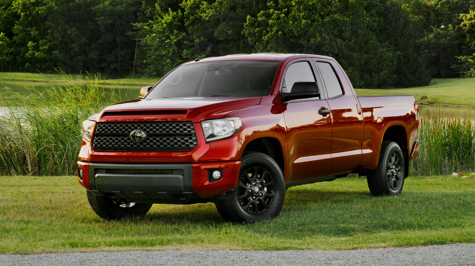 2019-tundra-sx-package-5.jpg