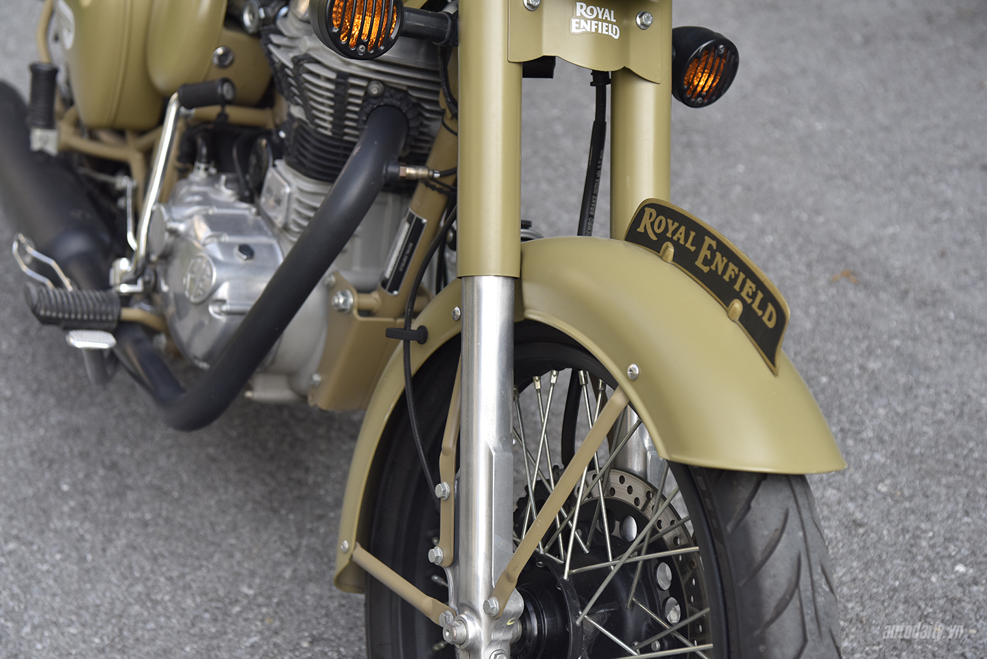 royal-enfield-dsc8051-copy.jpg