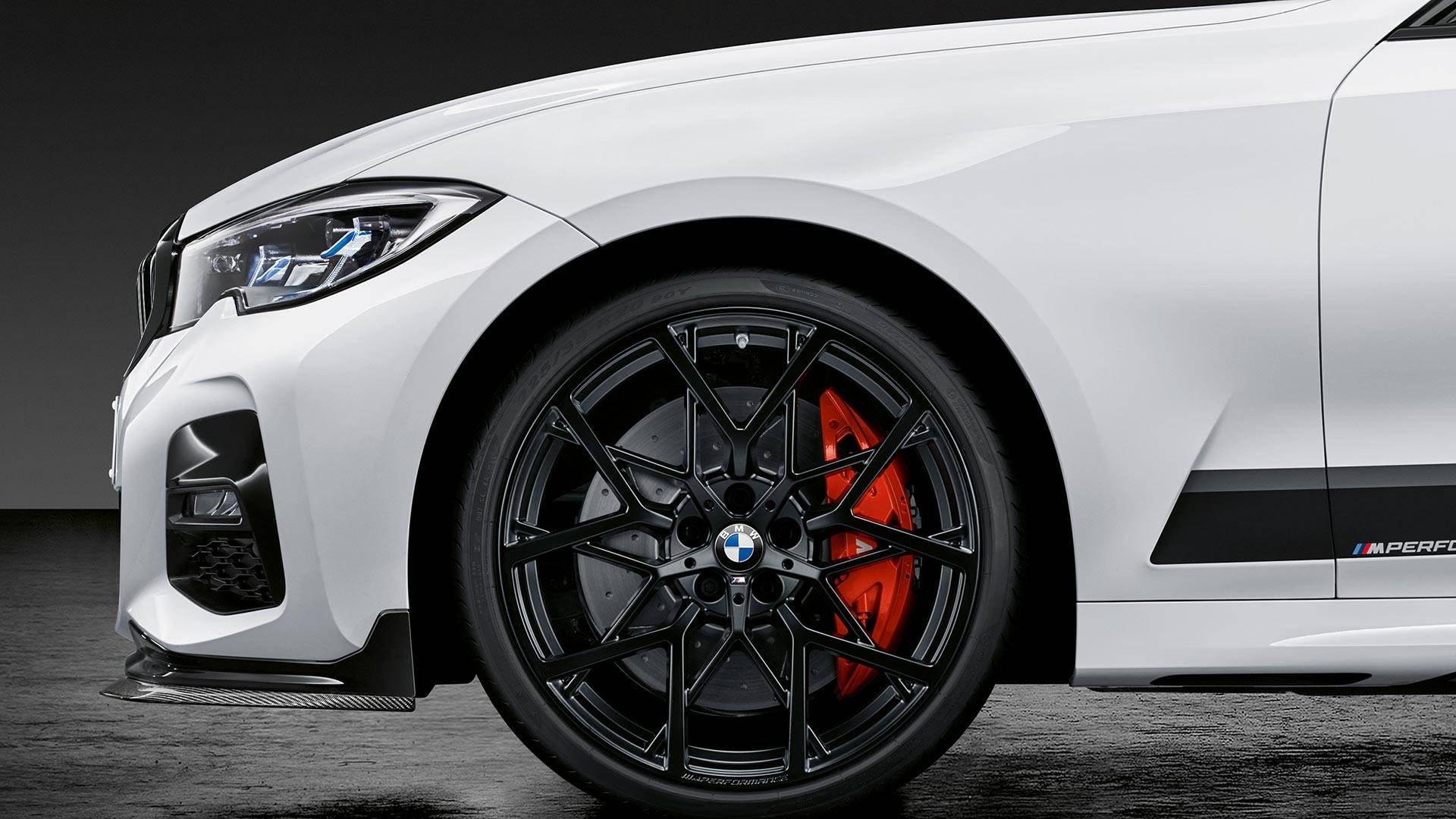 2019-bmw-3-series-m-performance-parts-5.jpg