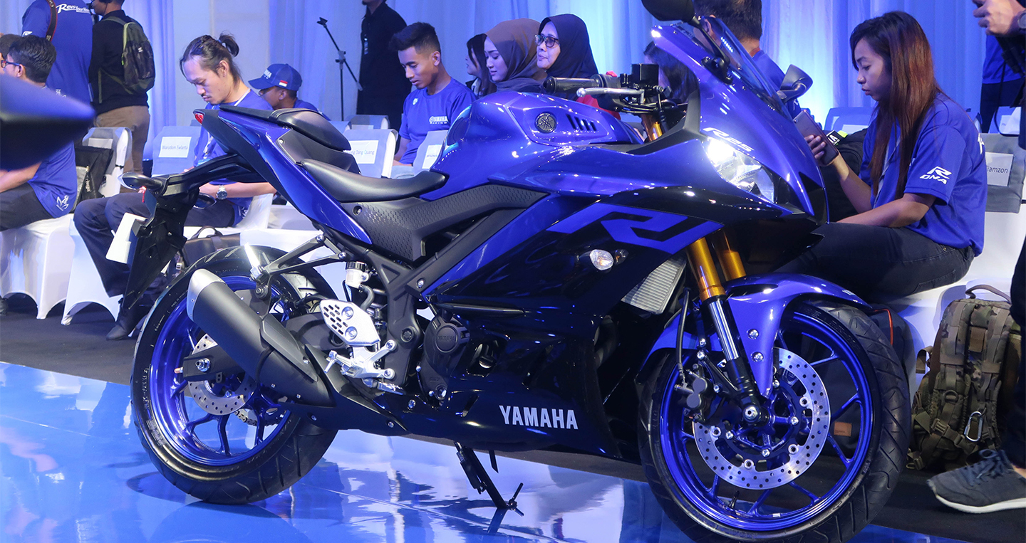Yamaha YZF-R25 2019 trình làng, thiết kế ngầu hơn và có phanh ABS