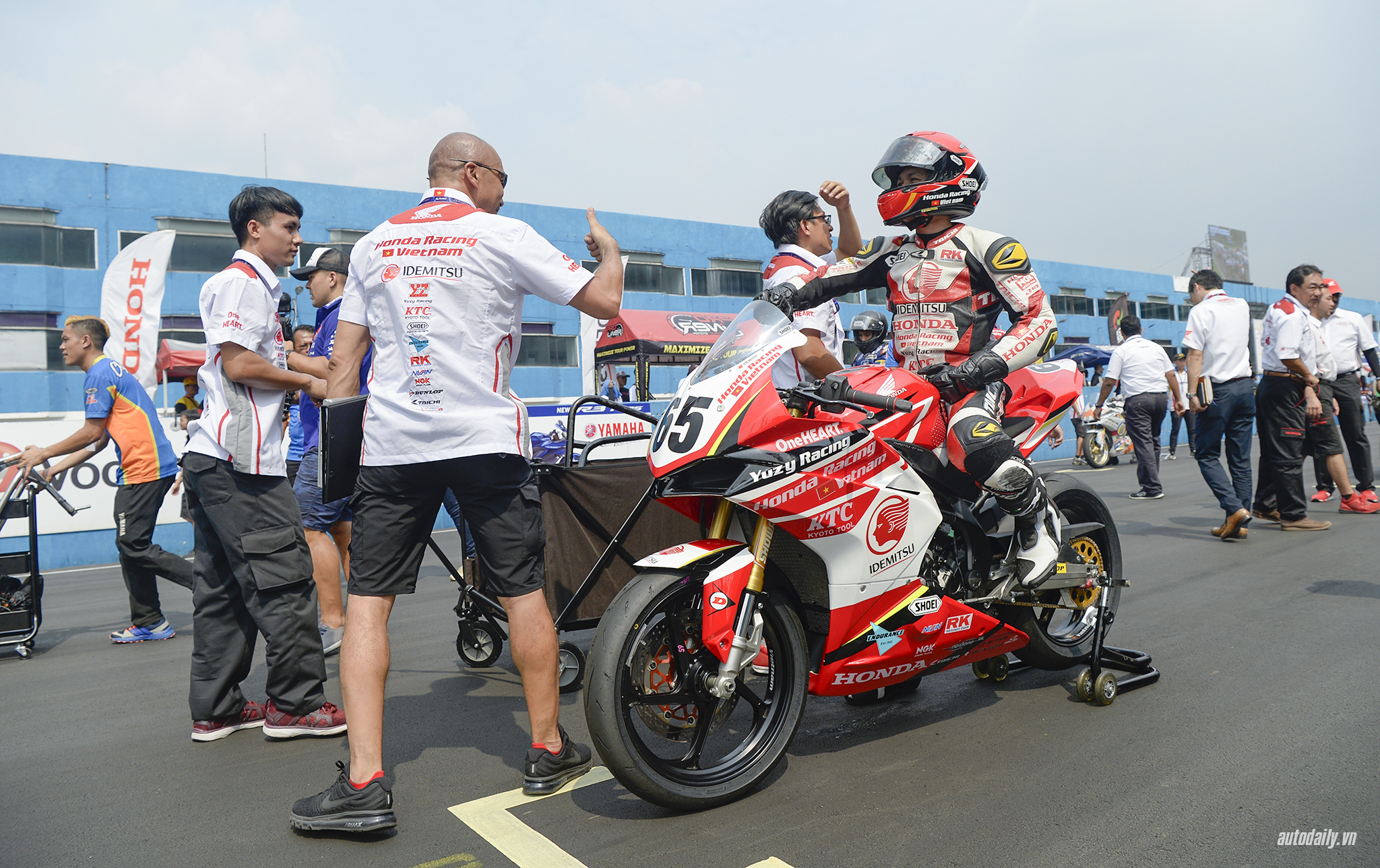 honda-racing-vn-dsc8373-copy.jpg