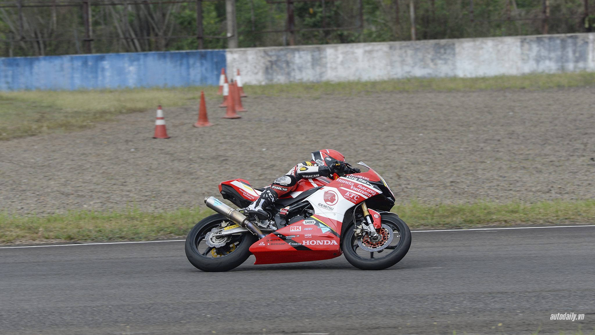 honda-racing-vn-dsc8531-copy.jpg