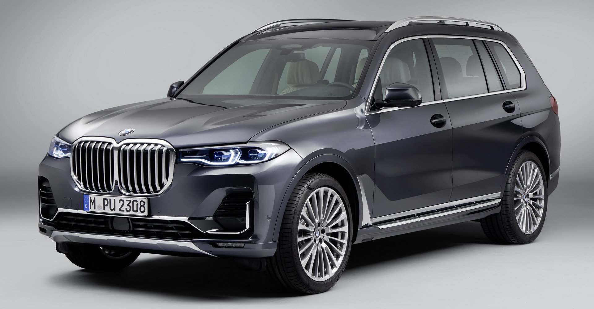 so-sanh-bmw-x7-vs-mercedes-gls-1.jpg