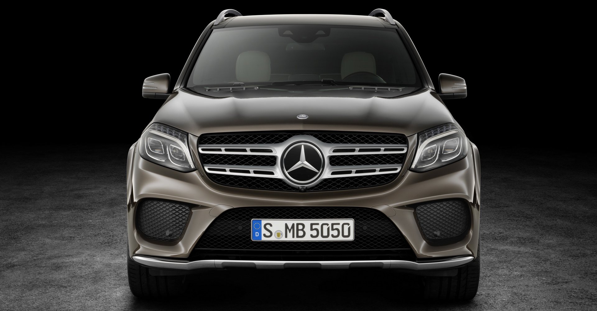 so-sanh-bmw-x7-vs-mercedes-gls-8.jpg