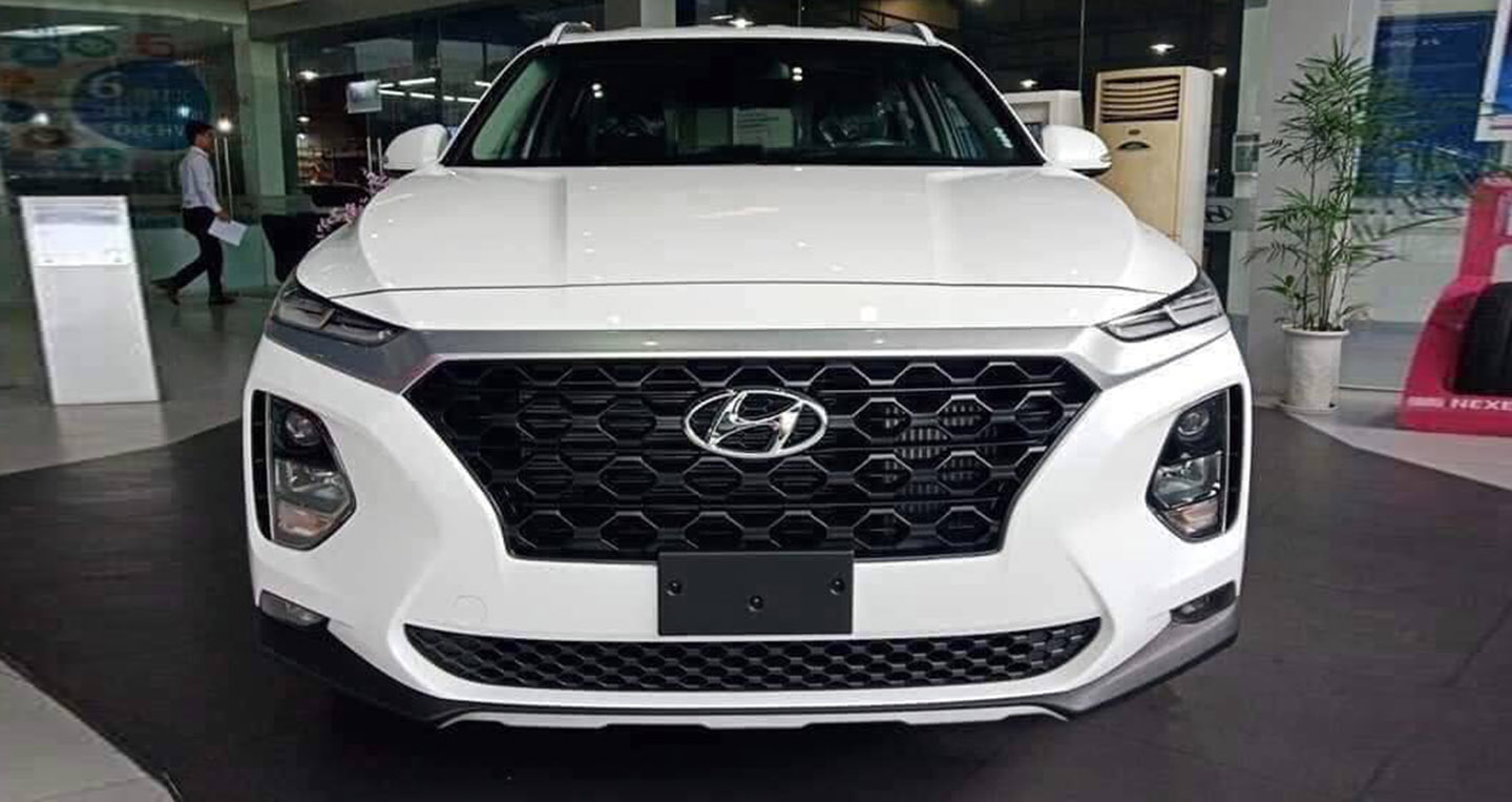 Hyundai Santa Fe 2019 xuất hiện tại đại lý, giá không dưới 1 tỷ