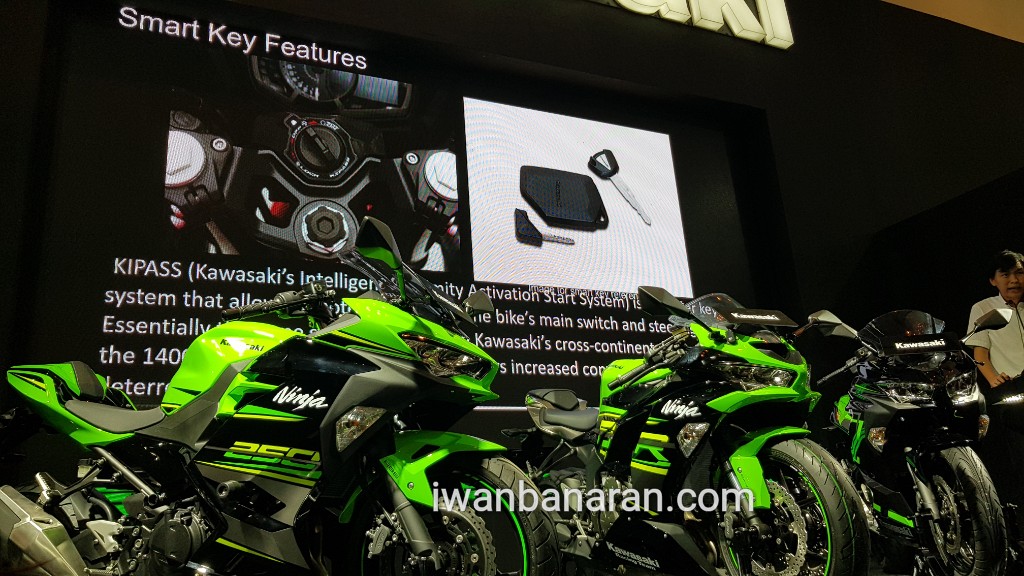 kawasaki-ninja-250-fi-smart-key-5.jpg