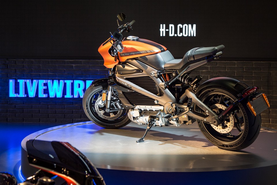 04-eicma-harley-davidson-livewire-2019.jpg