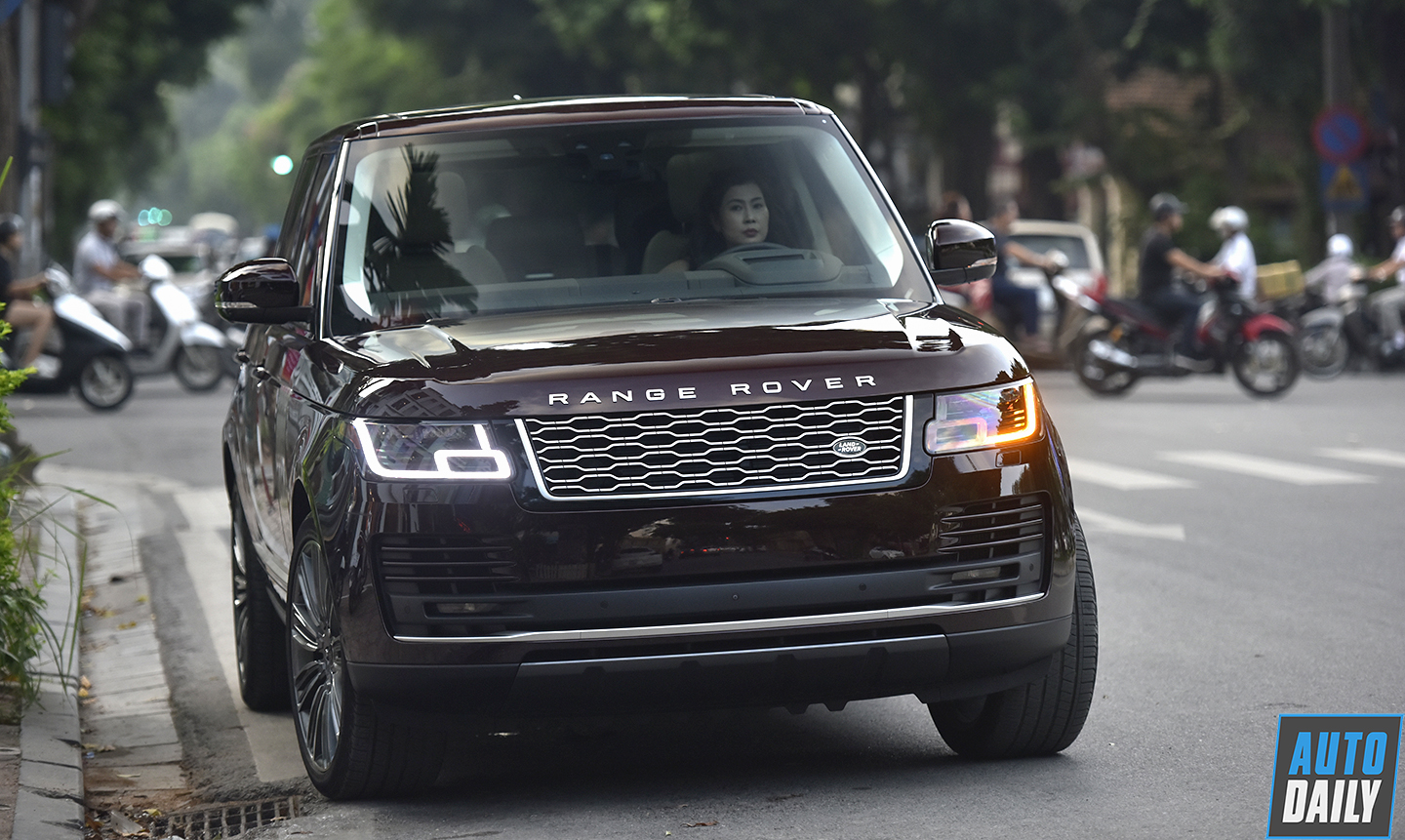 Range Rover HSE 2018 màu độc giá hơn 8 tỷ của nữ đại gia Hà Nội
