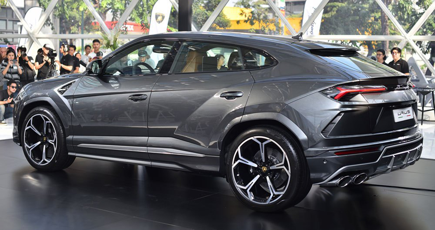 12-lamborghini-urus-launches-in-thailand.jpg