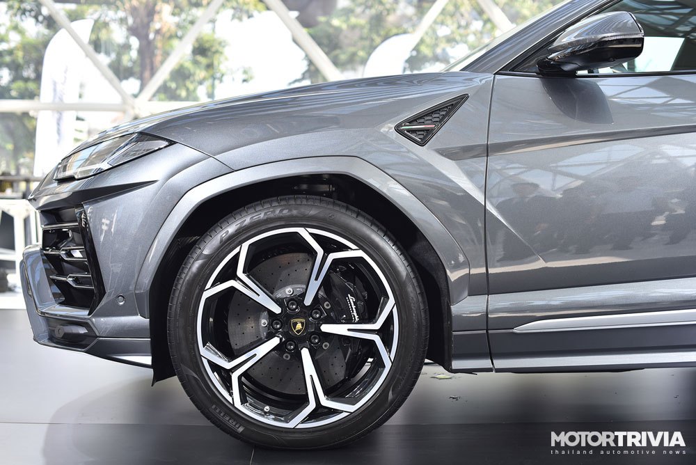 13-lamborghini-urus-launches-in-thailand.jpg