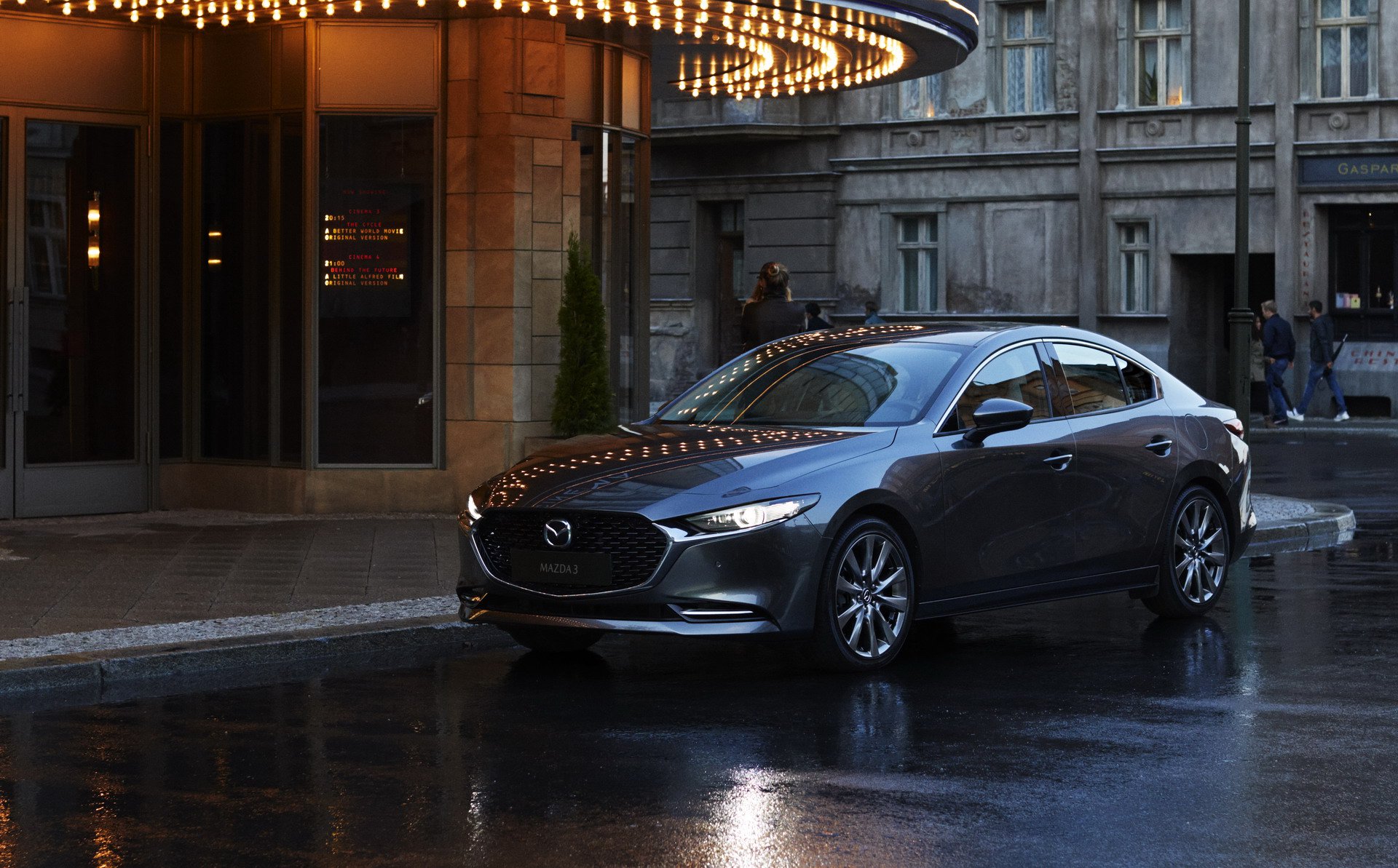 2019-mazda-3-sedan-hatch-4.jpg