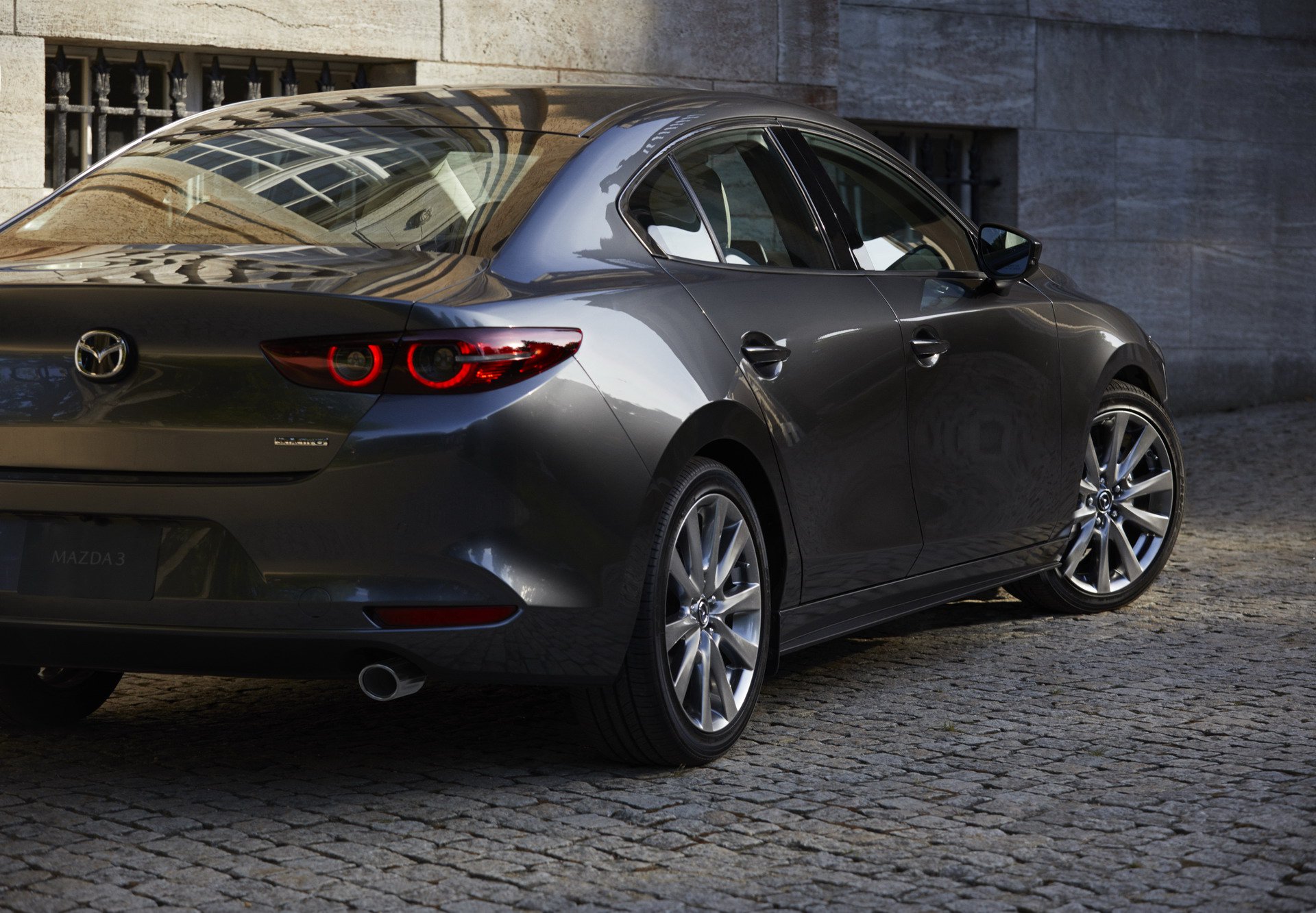 2019-mazda-3-sedan-hatch-7.jpg