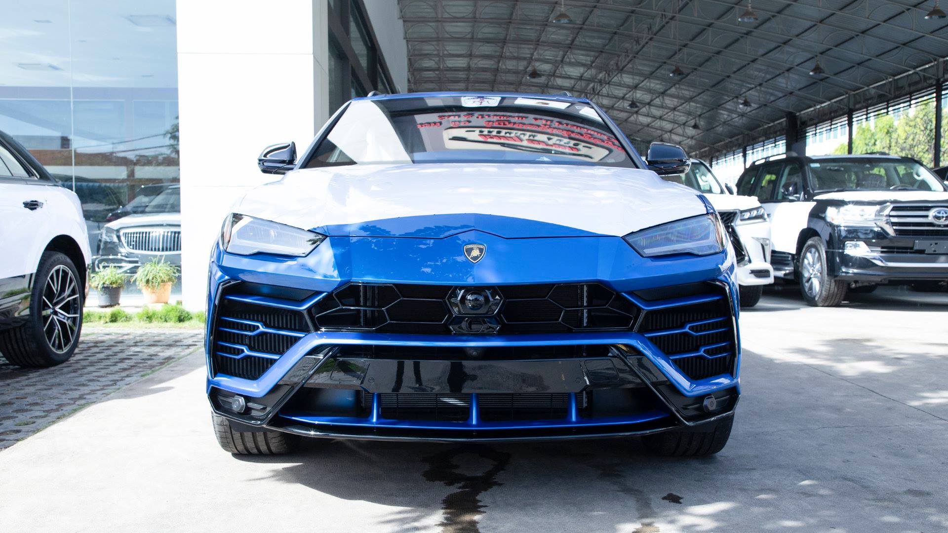 lamborghini-urus-48238125-1956799547961649-5815038436318380032-o.jpg