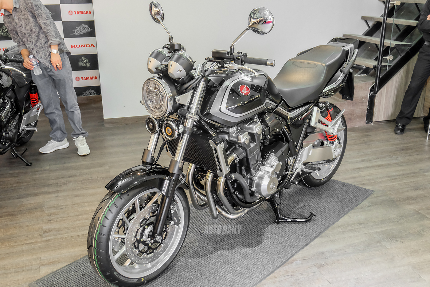 honda-cb1300-sf-2019-9.jpg