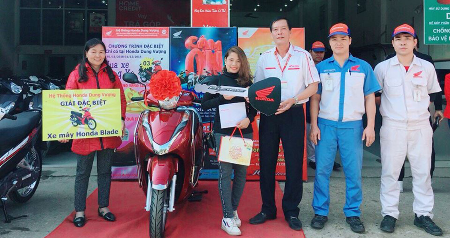 Gần 2.000 khách hàng trúng xe máy Honda chỉ trong 2 tuần