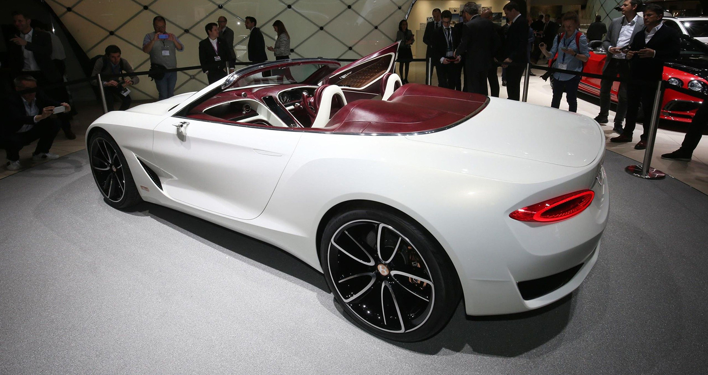 Bentley đang mất dần khách hàng vào tay Porsche và Tesla