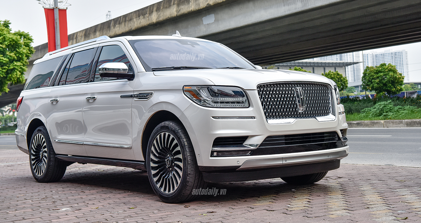 lincoln-navigator-l-dsc2535-copy.jpg