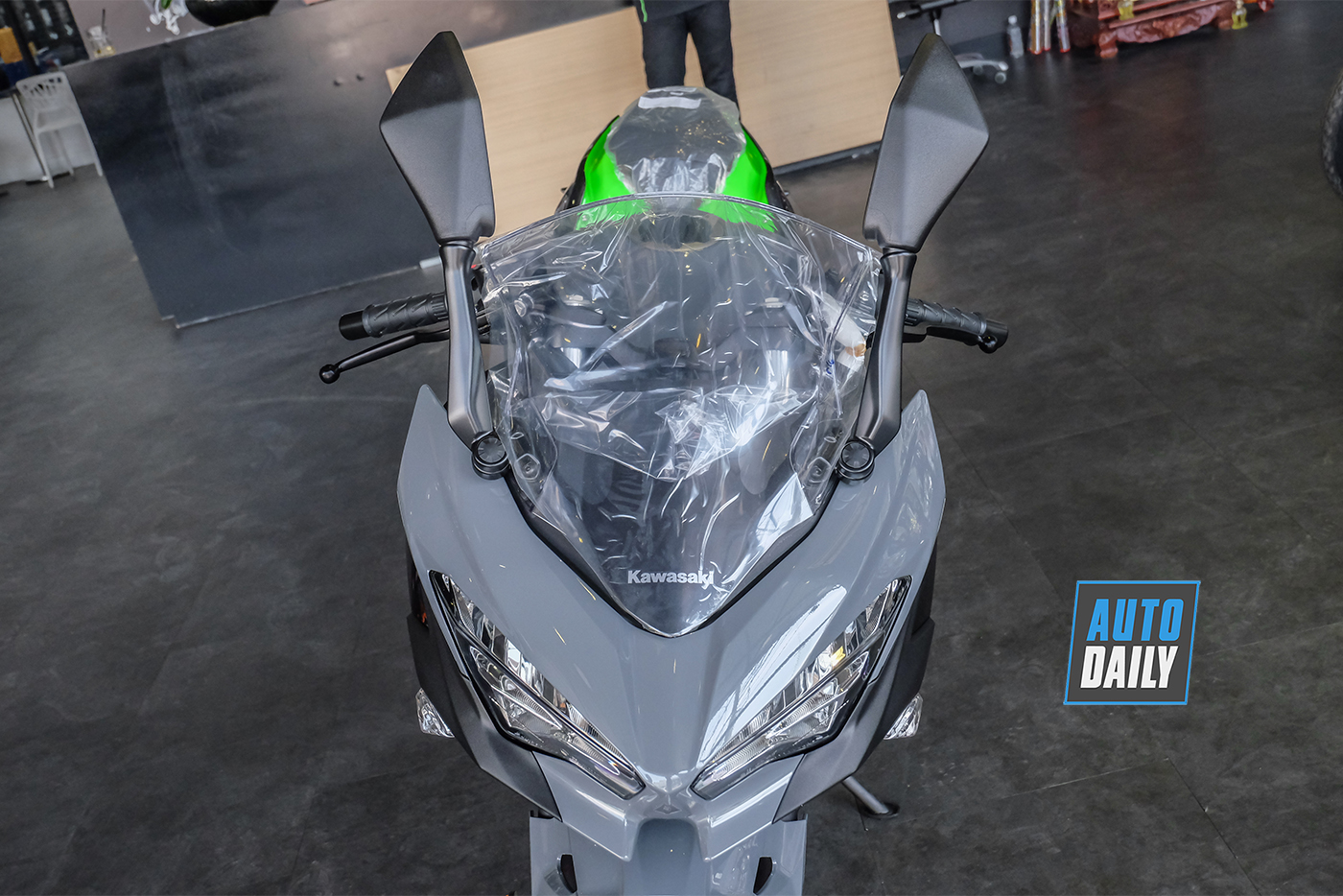 kawasaki-ninja-400-abs-2019-13.jpg