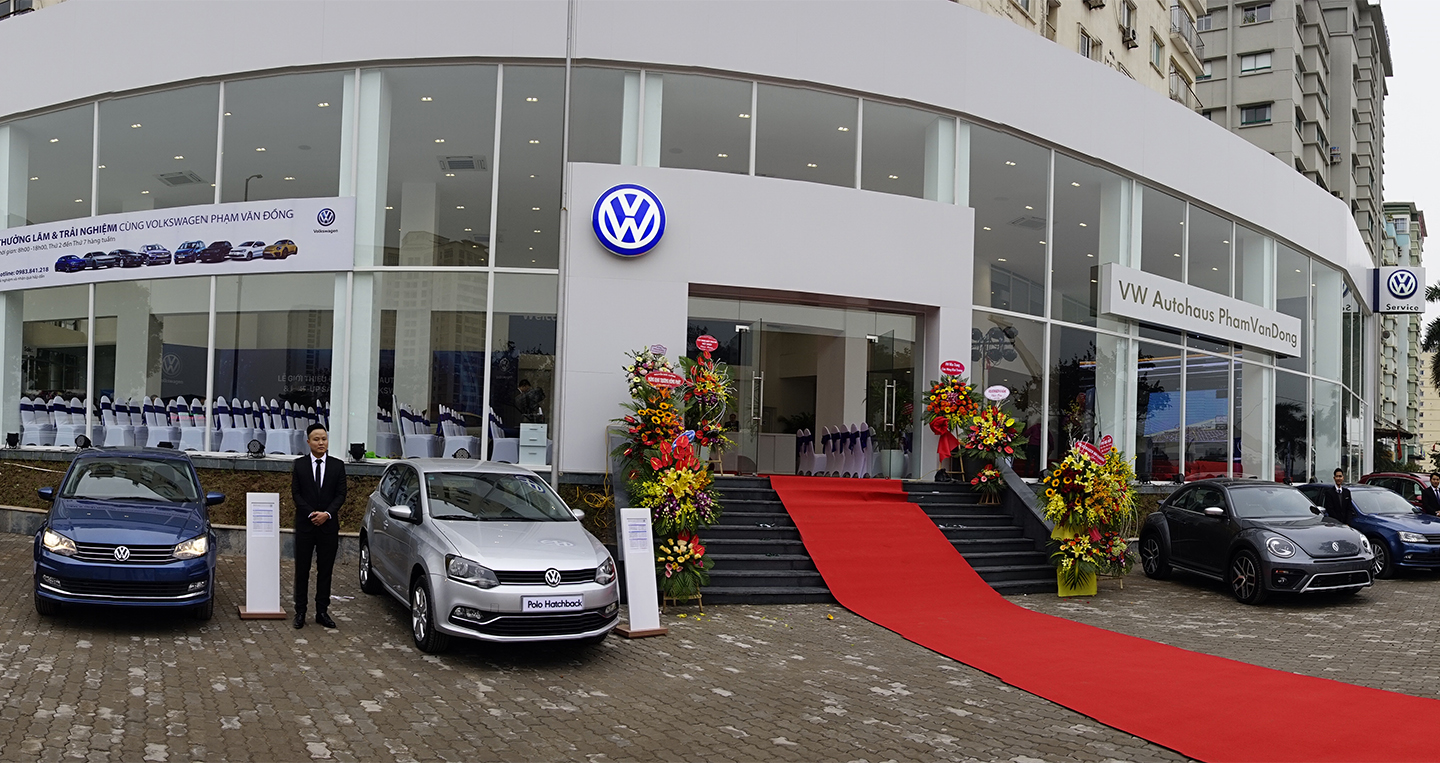Kỷ niệm 1 năm thành lập Volkswagen Phạm Văn Đồng