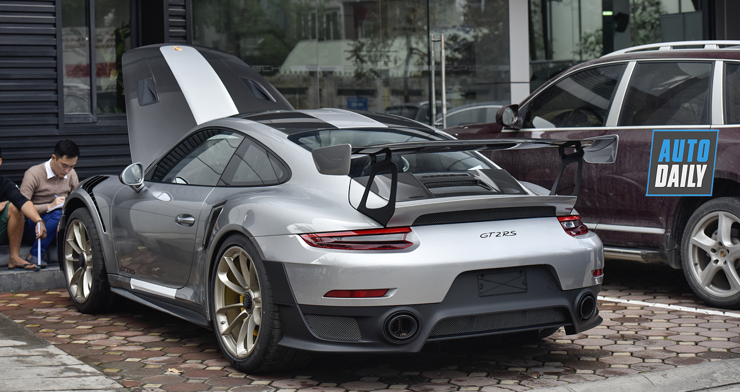 porsche-911-gt2-rs-autodaily-1.jpg