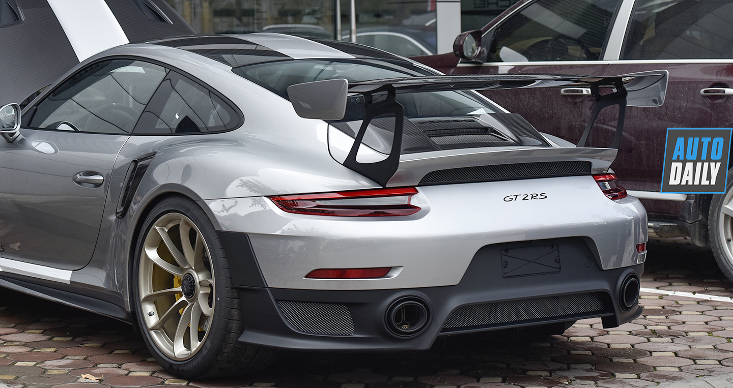 porsche-911-gt2-rs-autodaily-2.jpg