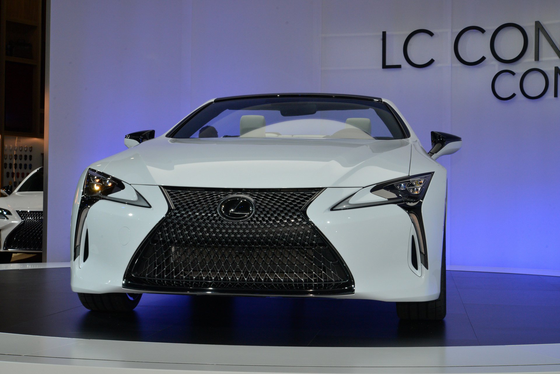 lexus-lc-convertible-concept-3.jpg