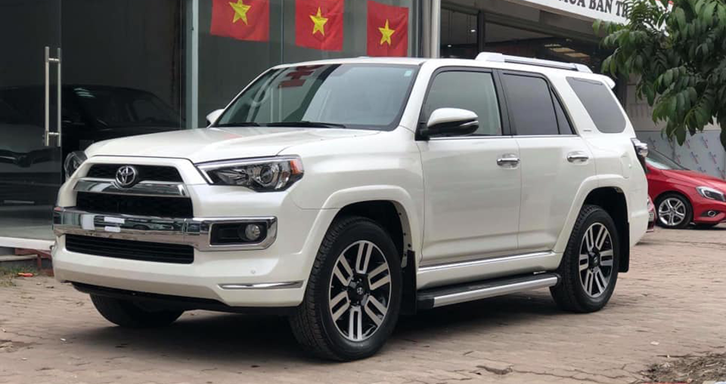 Toyota 4Runner Limited 2019 về Việt Nam giá hơn 4 tỷ