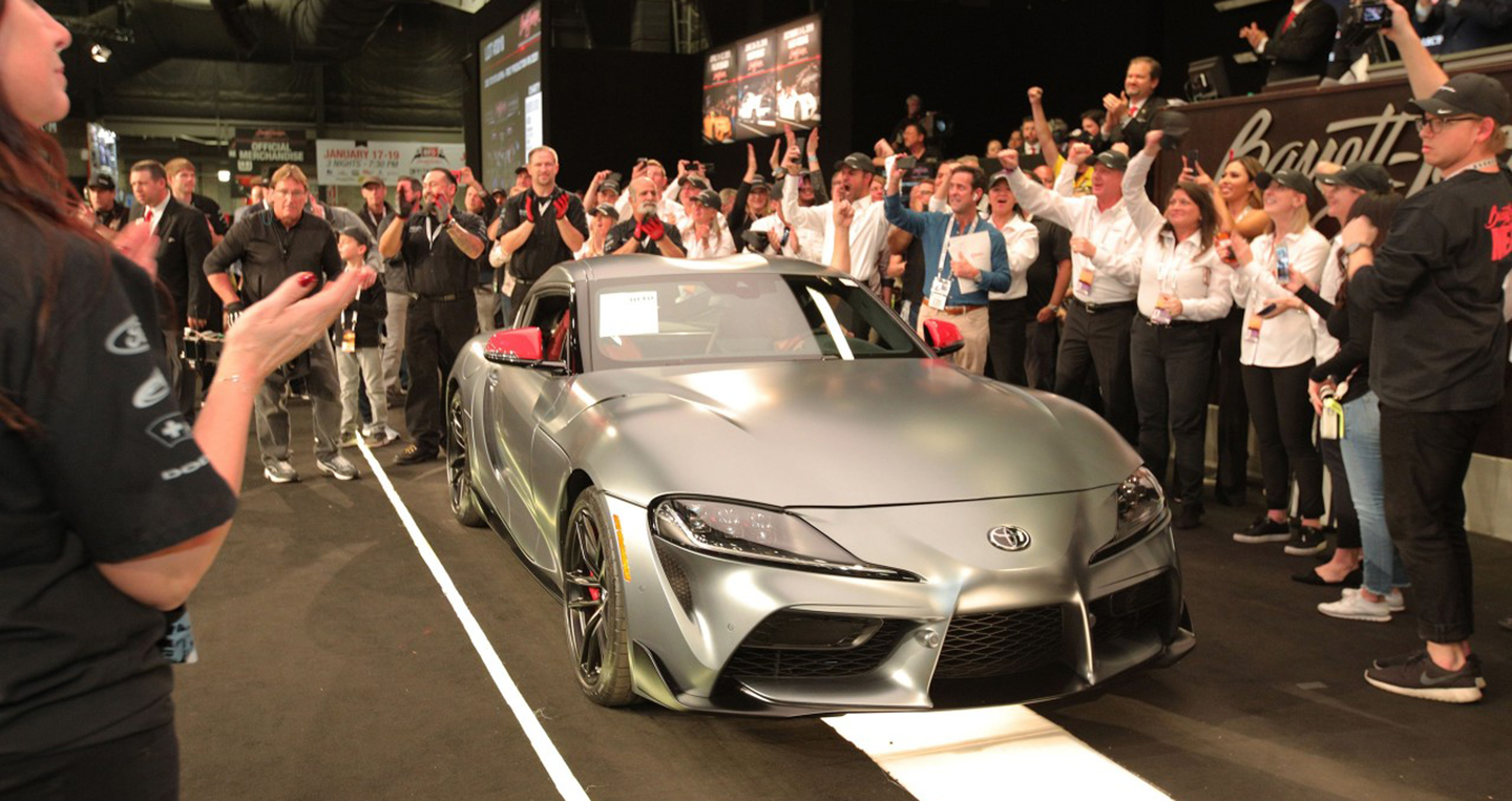 Toyota GR Supra 2020 đầu tiên được bán với giá 2,1 triệu USD