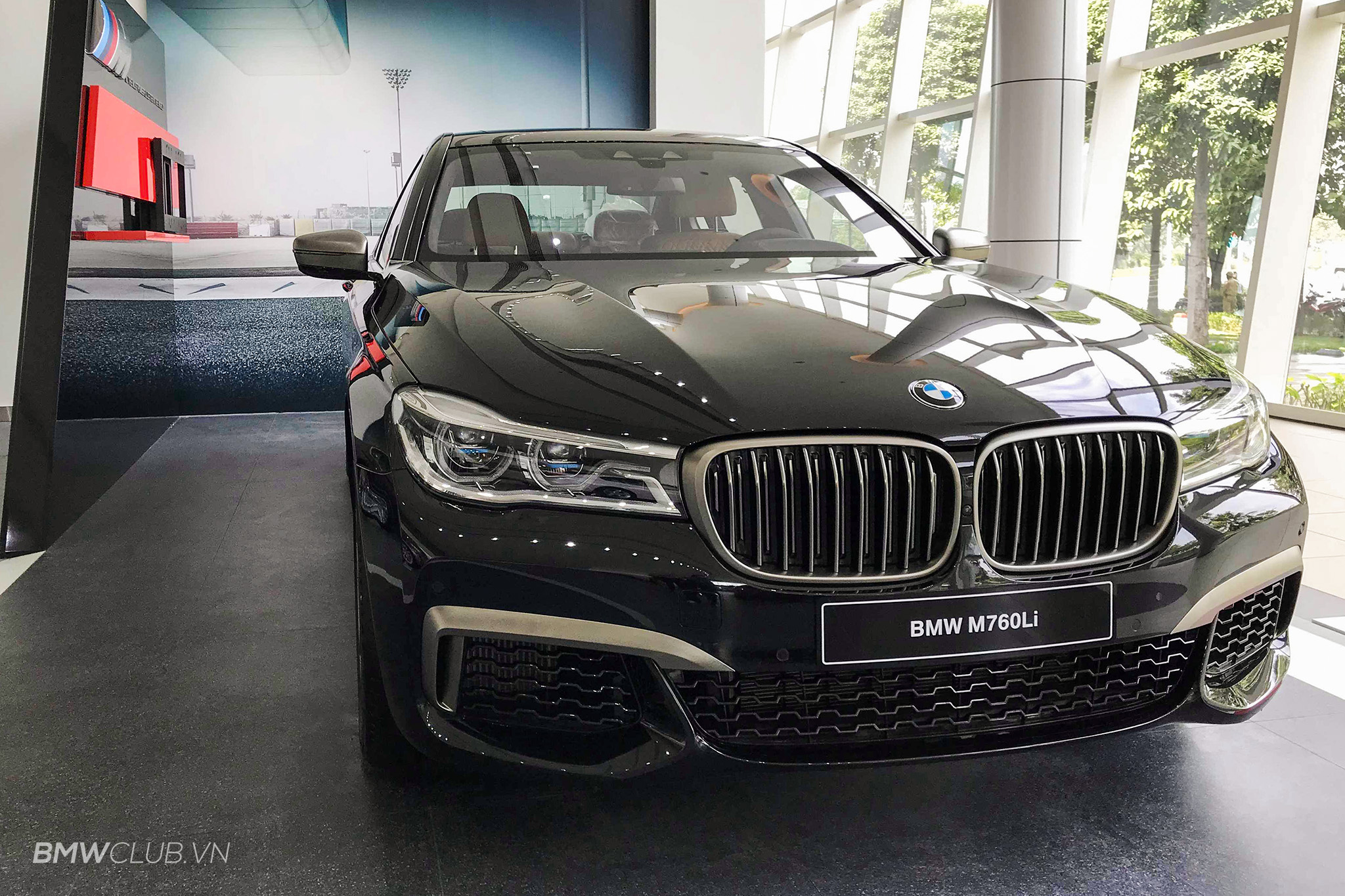 bmw-m760li-autodaily-51161307-1158451494324491-6727225821393584128-n.jpg