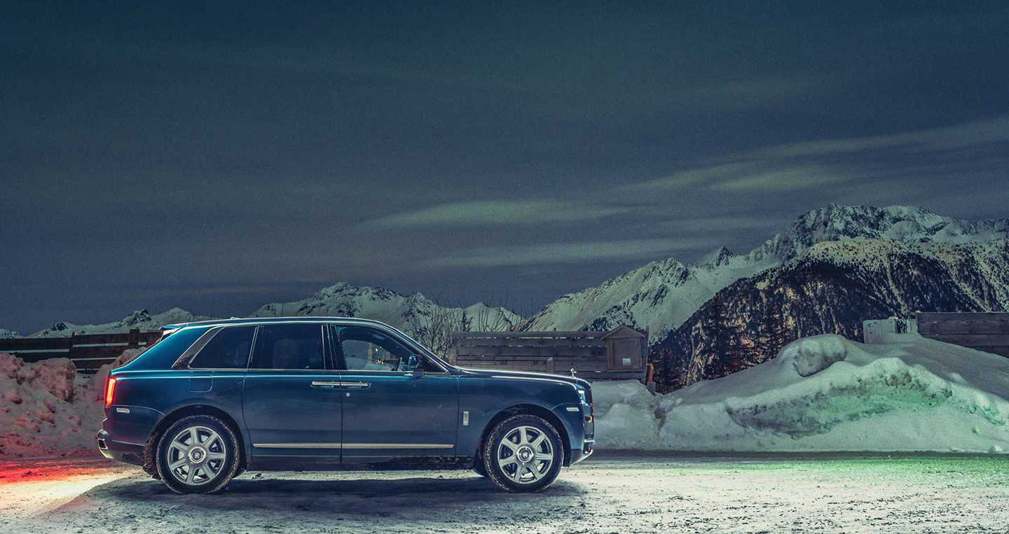 Siêu SUV Rolls-Royce Cullinan làm xe taxi tại Alps