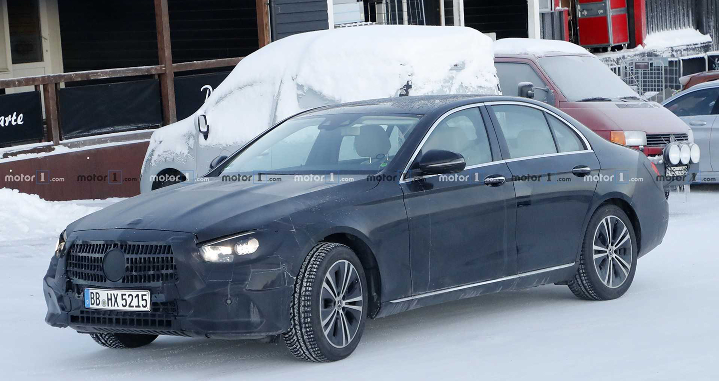 Mercedes E-Class Sedan 2020 lộ ảnh ngoại thất và nội thất
