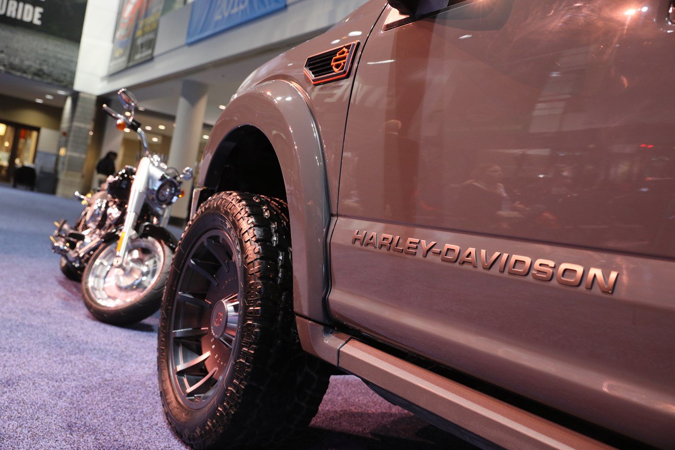 ford-f-150-harley-davidson-1.jpg