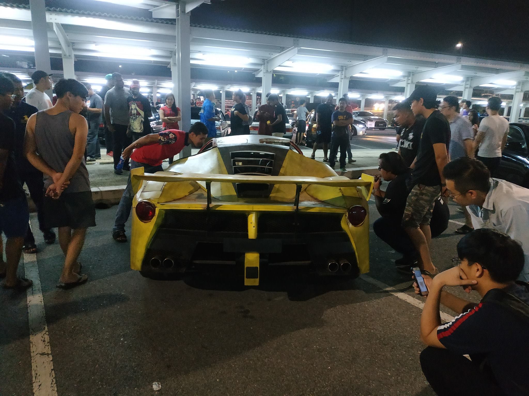 laferrari-malaysia-tu-che-5.jpg