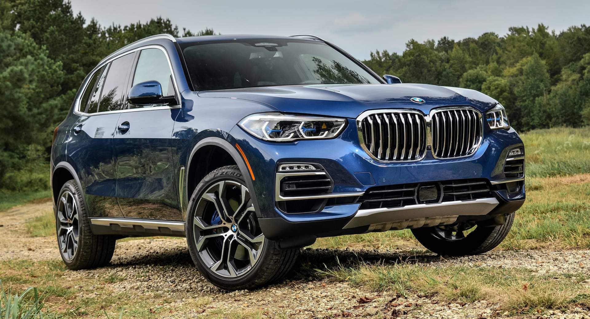 5ad7bb3c-2019-bmw-x5-0.jpg